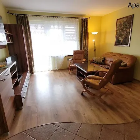 Apartament Rybacka 84c/42 *
